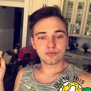 Meet your Posher, Garrett